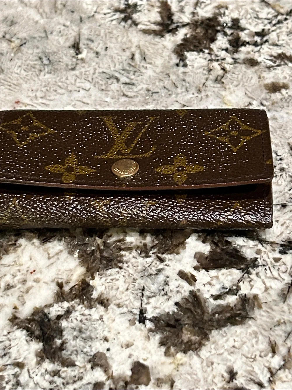 Louis Vuitton compact key